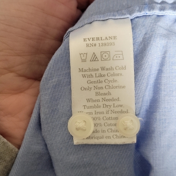 Everlane 100% Cotton Button Down Shirt - Picture 4 of 4
